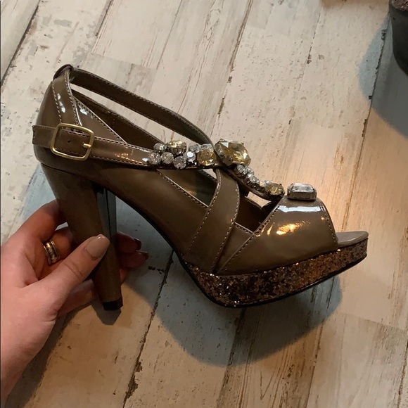 BKE Heels - Picture 3 of 5